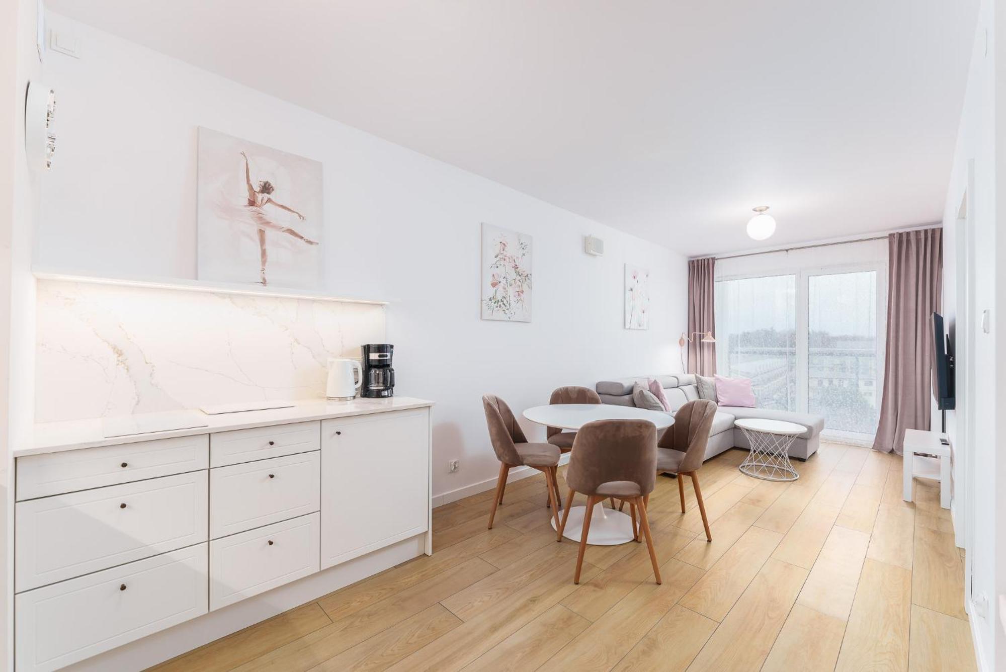 Faro Apartamenty Kasprowicza 20 Basen W Cenie Schwimmbad Im Preis Колобжег Екстериор снимка